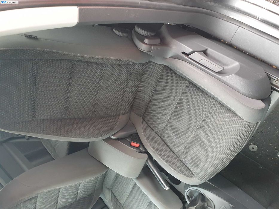 Interior Textil 5 Locuri Fara Incalzire Scaun Scaune Stanga Dreapta Fata si Bancheta cu Spatar Volkswagen Touran 1T3 2010 - 2015 [K5535]