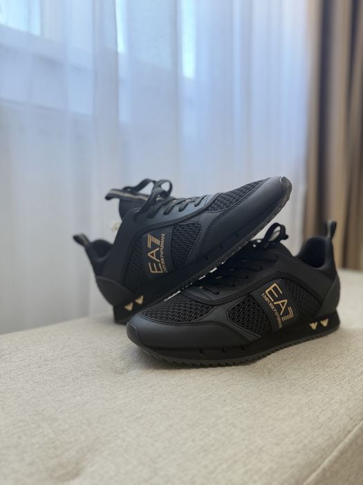 Adidasi emporio armani