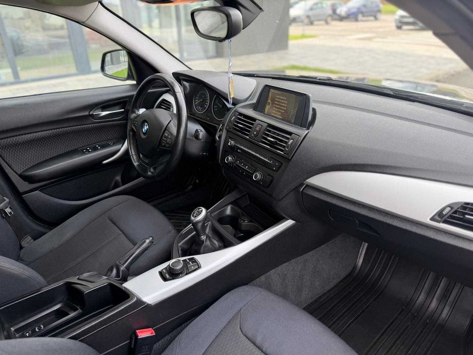 BMW 1 Series 2012 — imagine 5