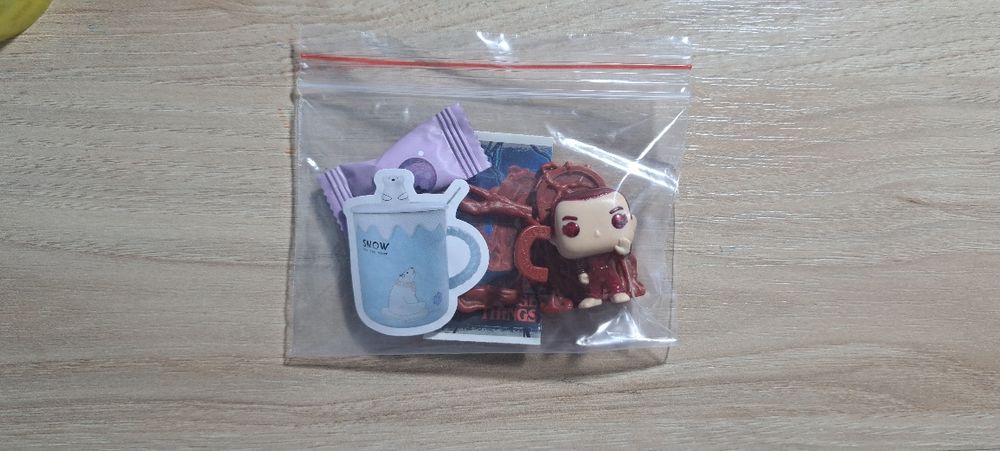 Фигурки очень странные дела