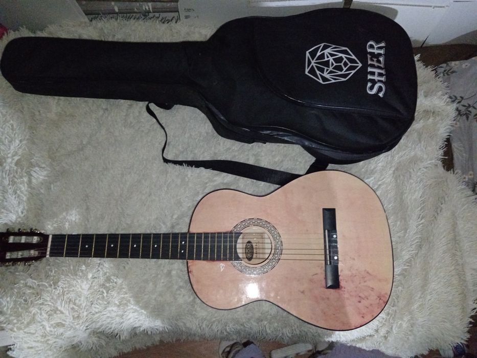 Гитара от SHER    b