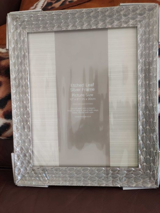 Рамка за снимка  25/20 см.