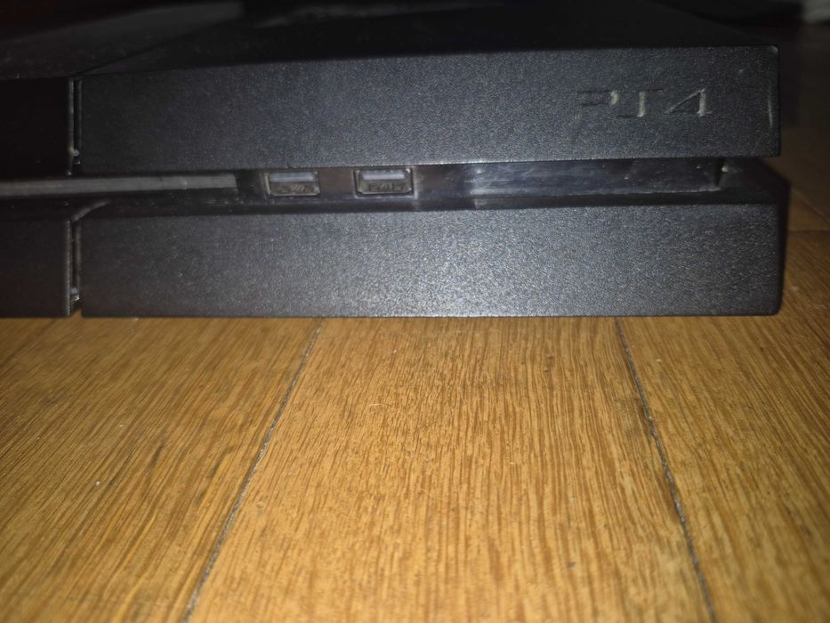Consola PS4 playstation 4 pentru piess