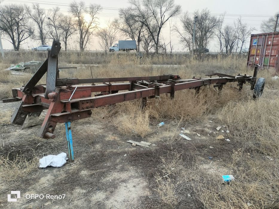 плуг,8корпусный К700 длино базовый К700