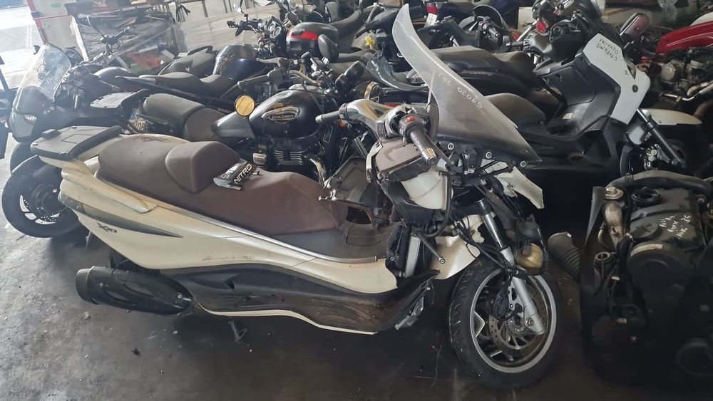 Пиаджо  Х8,Х9,Х10(Piaggio  X7 evo,X8,x9,X10) 200i,250,500 i -на чаcти