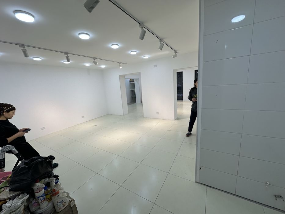 Angels food, М ойбек, 100 квм, openspace , с парковкой в доль дороги