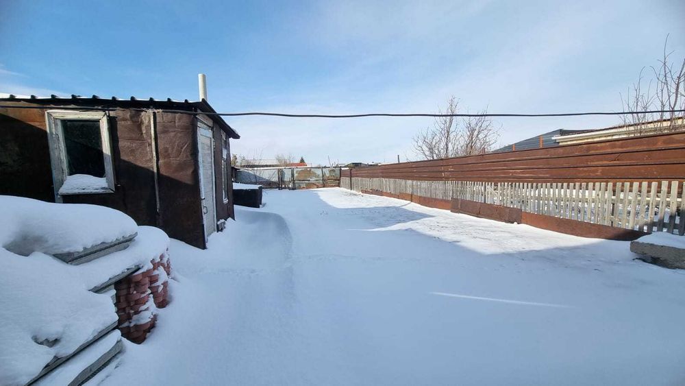 Дом  (Савхоз Шахтинский)