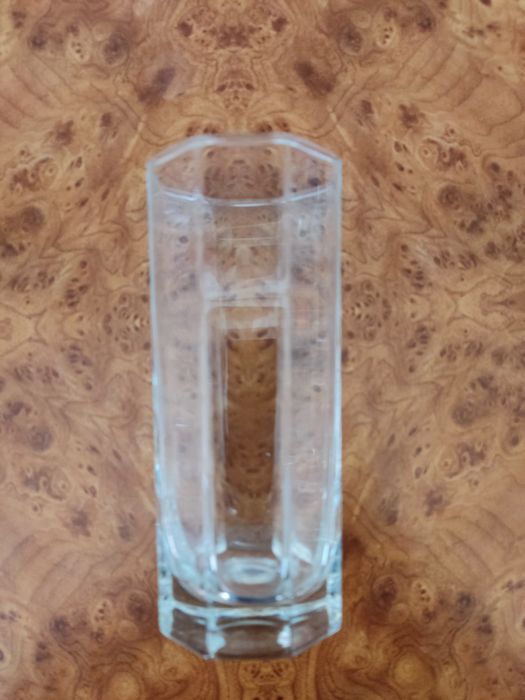 Бокалы luminarc  и чайные чашки