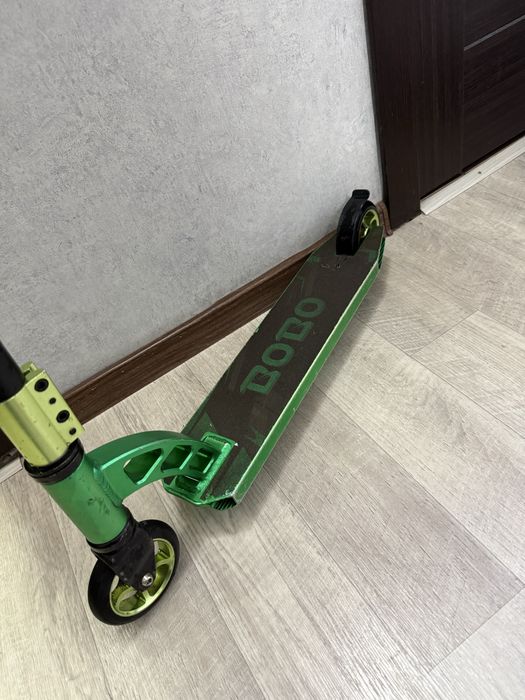 Самокат трюковой