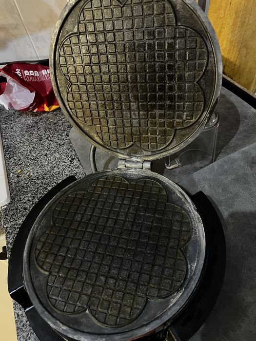 Вафельница