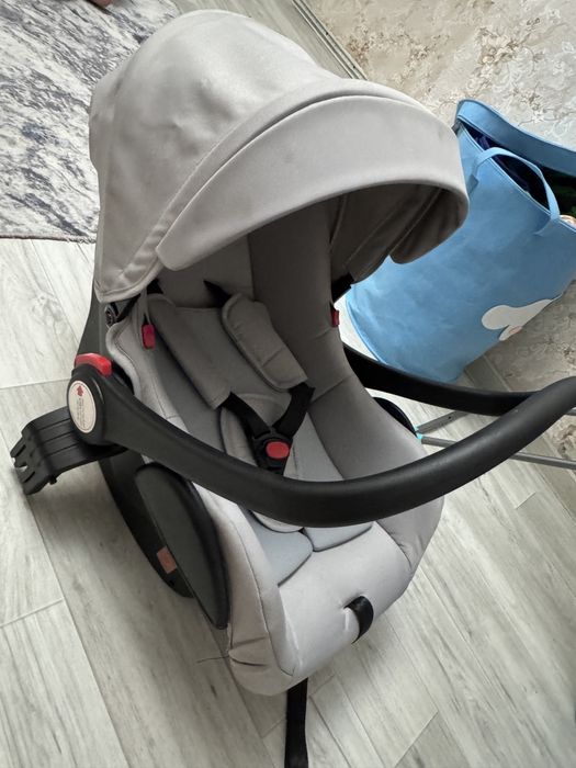 Продам автолюльку (0-15 месяцев)