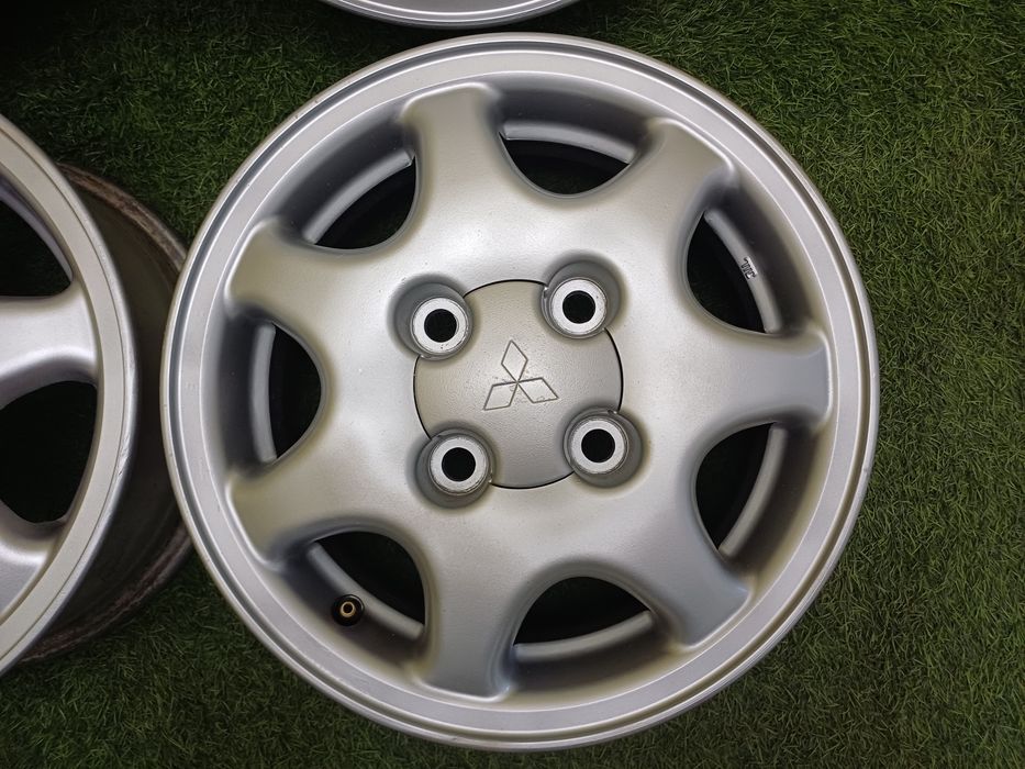 Диски R14 4x114.3 на Mitsubishi и другие.