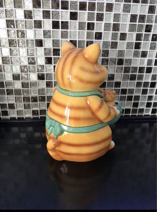 Конфетница новая