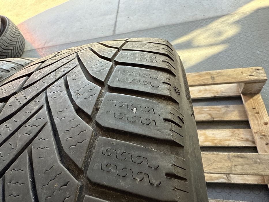 2бр. Зимни Гуми 205/60R/16 -FALKEN- DOT:4722- 4.7мм. ** 35€. за 2бр.**
