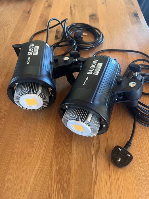Студийно диодно осветление Godox/ Непрекъсната LED светлина, GODOX - SL-60W