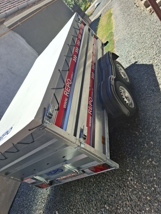 Remorca 750kg lungime 2.6m x 1.35 latime