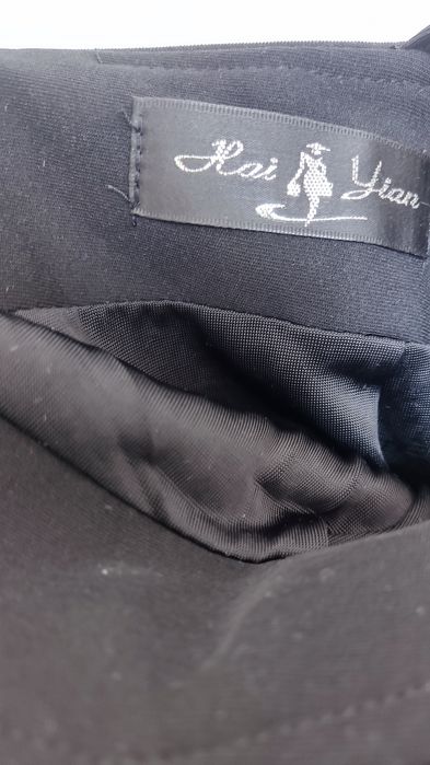 Вечернее чёрное платье