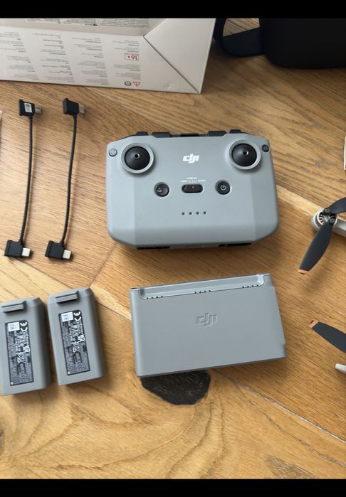 Dji Mini 2 SE Fly More Combo