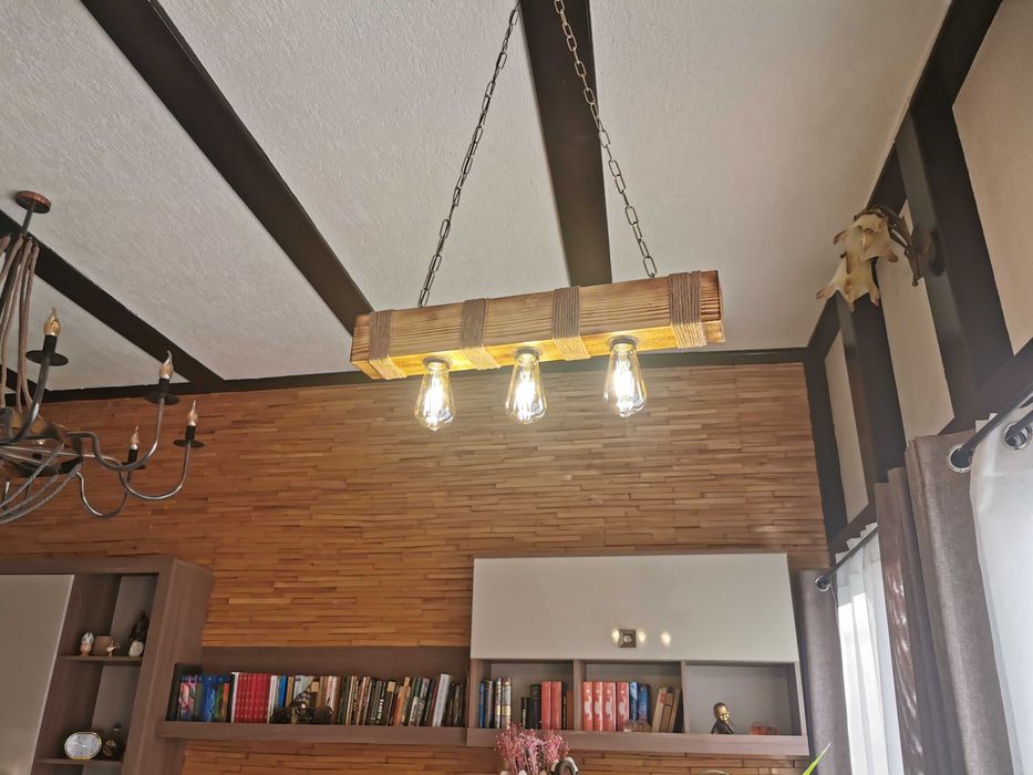 •  Lustre rustice din lemn masiv și sfoară - Modele diverse la comandă