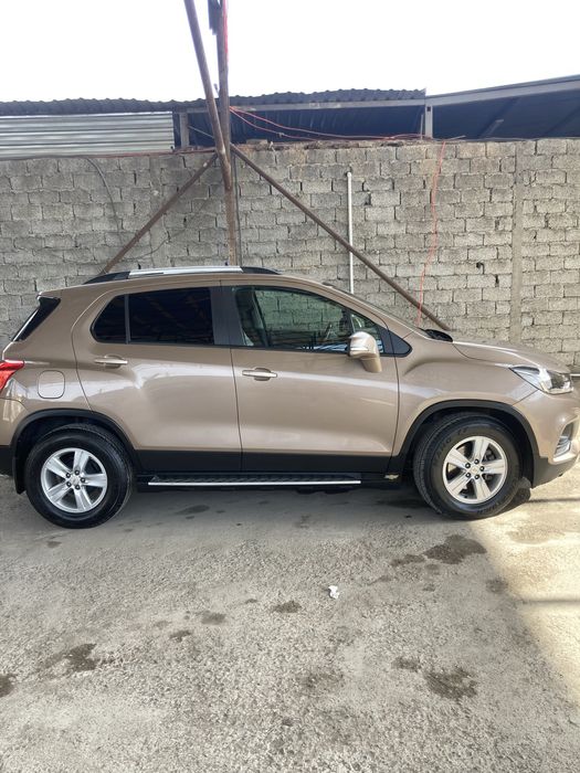 Трекер 1 сотилади