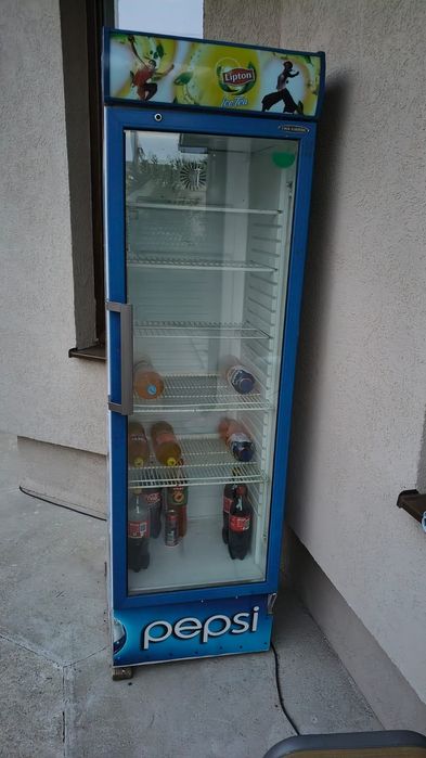 Vitrină frigorifică