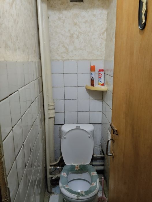 Продам квартиру Юнусабад 3 2/2/4 кирпичный дом