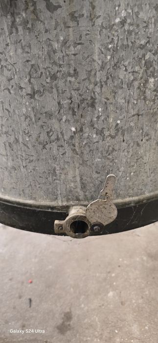 Центрафуга за мед