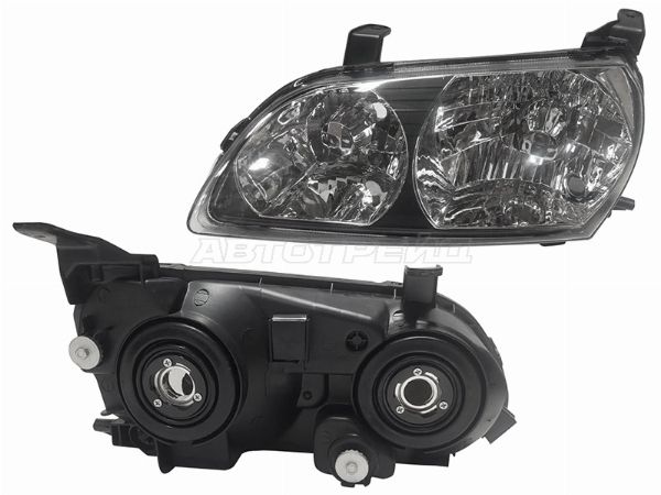 Фара  Toyota Ipsum