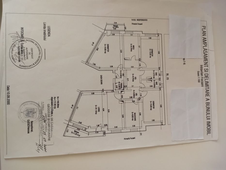 2 apartamente de vanzare