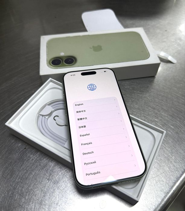 Срочно продам Iphone 17 256gb
