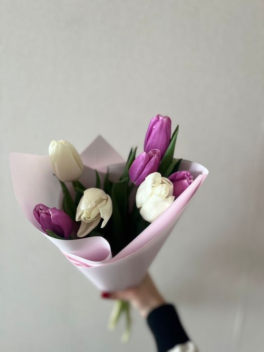 Тюльпаны с офомлением Астана