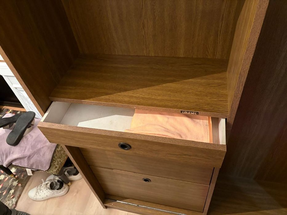 Продам прихожую б/у