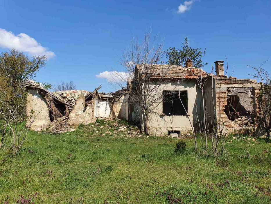 Продава се Къща в Варна, Младост 1 - 50 кв.м за 293 €/кв.м - Снимка #1