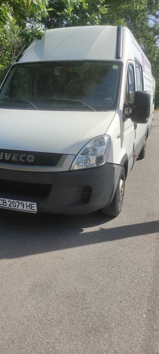 Бус под наем (Товарни бусове под наем София-Макси  база)