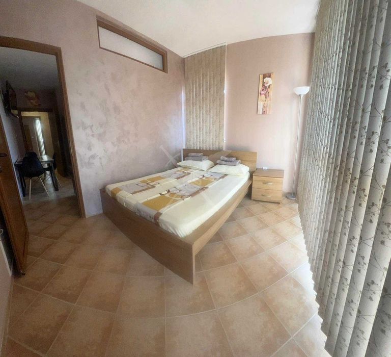 Продава се Тристаен апартамент в к.к. Слънчев бряг - 95 кв.м за 1843 €/кв.м - Снимка #2