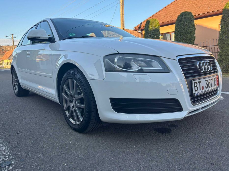 AUDI A3 Sportback 2010 — imagine 2