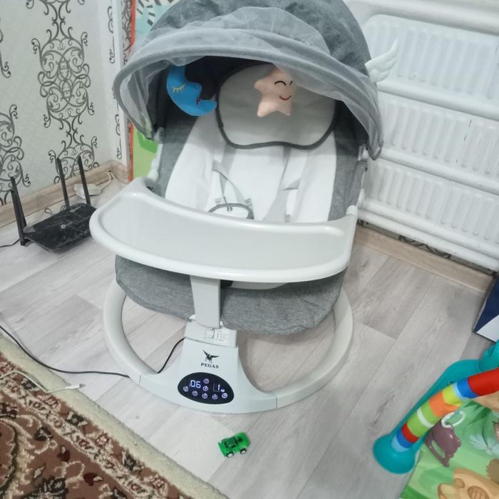 Продается детский шезлонг