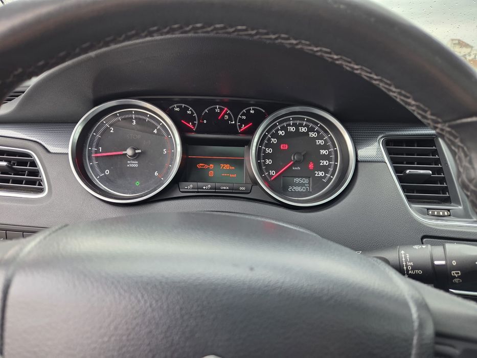 Peugeot 508 SW Gri