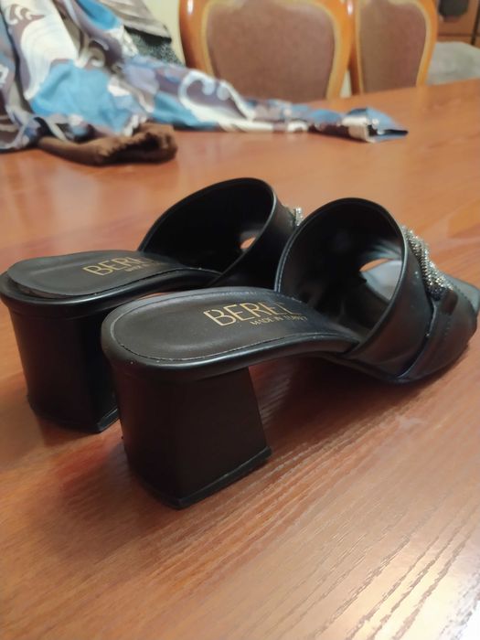 женские тапочки на каблуке