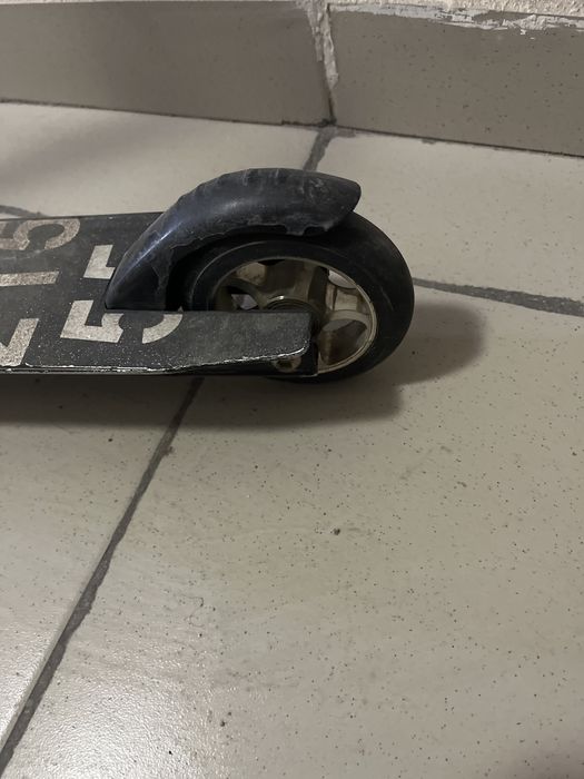 самокат трюковой срочно продам