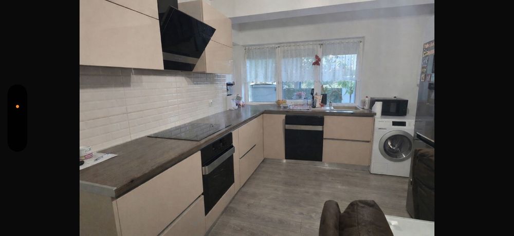 Vând duplex Dumbrăvița