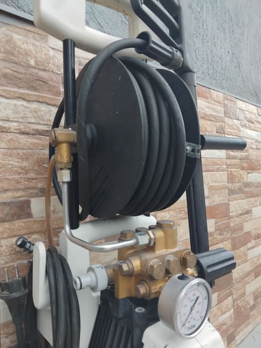 Kranzle 145T 160bar Машина за Отпушвате на Канали  дълъг маркуч с дюза