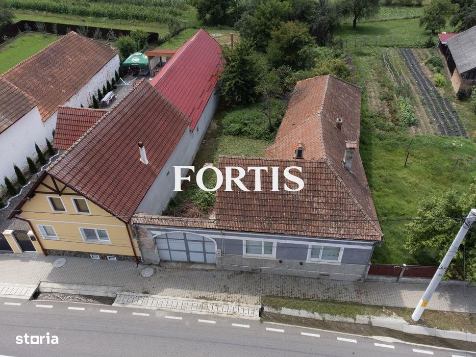 Casa de vanzare in zona de munte in localitatea Lisa
