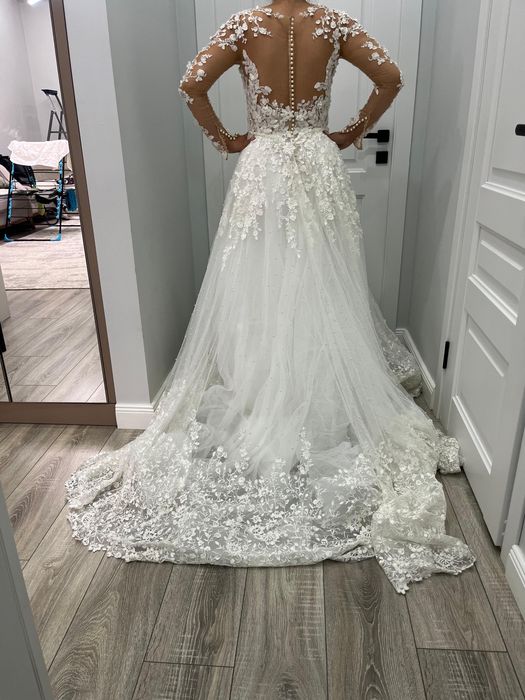 Платье свадебное