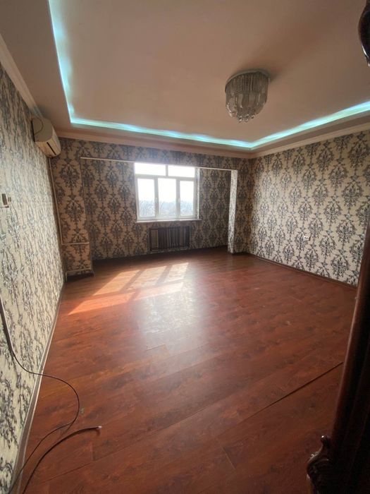 Сергили1. 3/7/9 ор:5- бекатни ёнгинасида 72м2 срочна прадаю