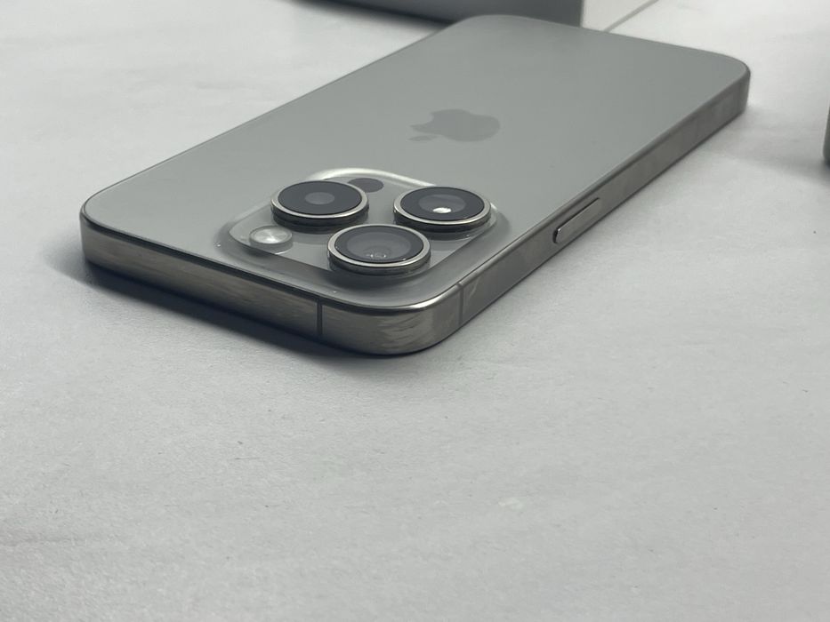 Бартер iPhone 15 pro 512gb 100%  natural