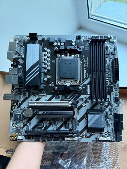 Материнская плата gigabyte B850M
