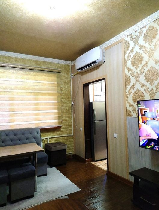 Продаю срочно свою квартиру Чиланзар 8-кв. 2/1/4 раздельные комнаты.