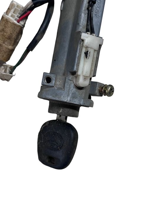 Contact Cu Cheie Toyota Land Cruiser 90 _J9_ 1995 -> 45020-60-11