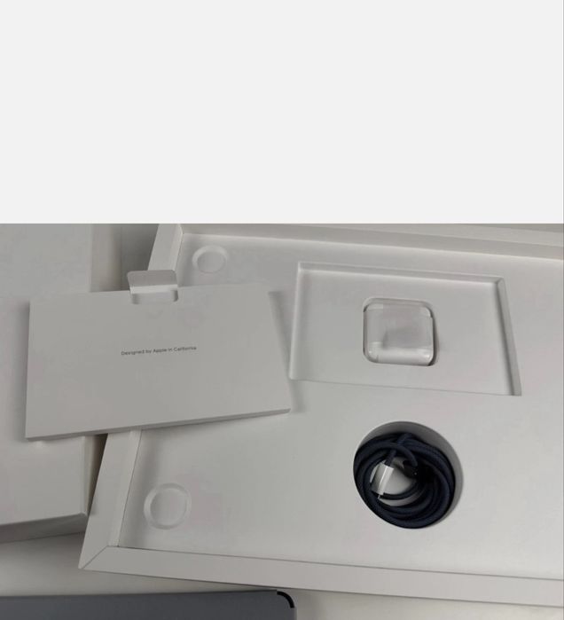 Apple M2 macbook air ca nou